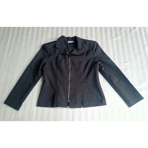 Pinstripe Zip-up Blazer - Picture 3 of 11